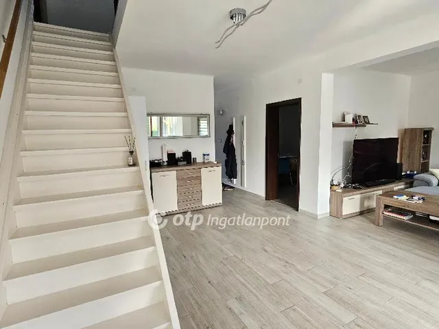 Eladó ház Balatonföldvár 166 nm