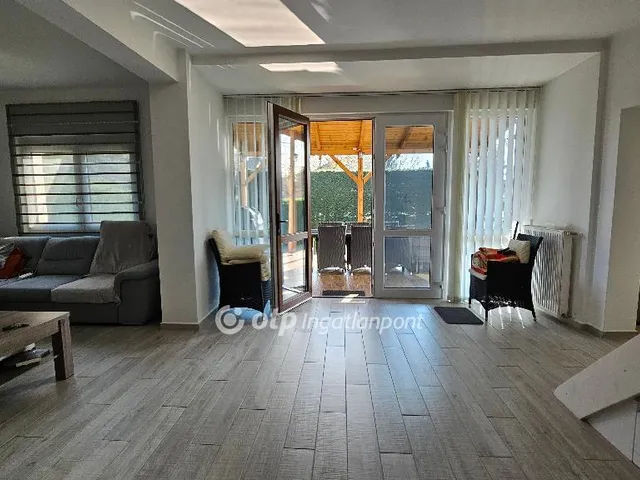 Eladó ház Balatonföldvár 166 nm