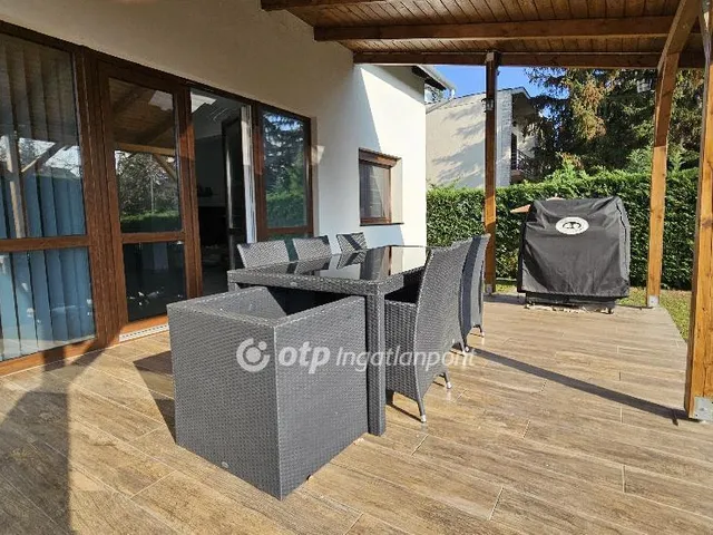 Eladó ház Balatonföldvár 166 nm