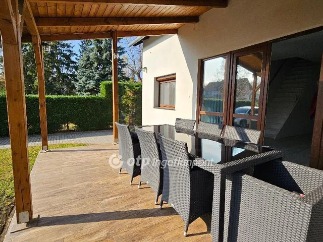 Eladó ház Balatonföldvár 166 nm