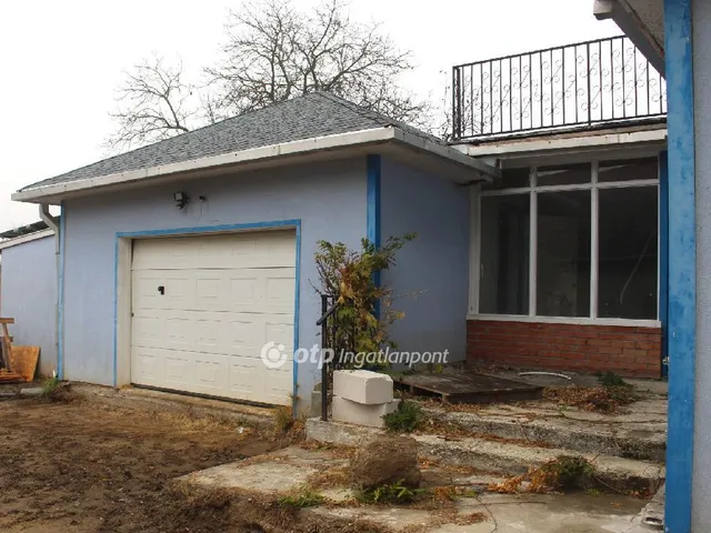 Eladó ház Balatonboglár 310 nm