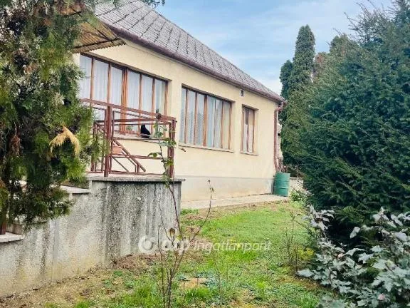 Eladó ház Versend 125 nm