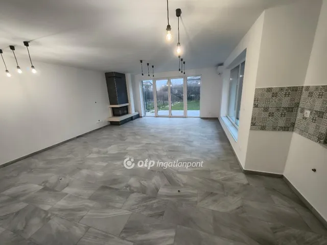 Eladó lakás Siófok 139 nm