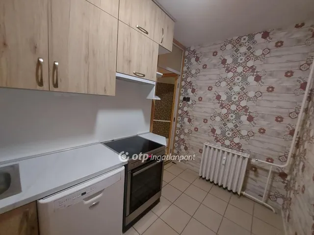 Eladó lakás Pécs, Kertváros 70 nm