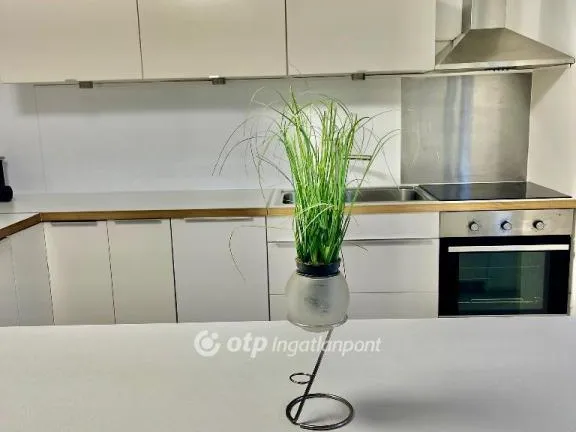 Eladó lakás Komló 52 nm