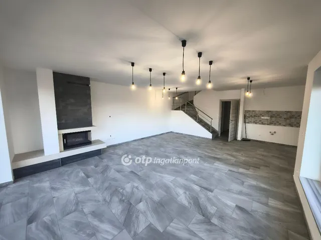 Eladó lakás Siófok 139 nm