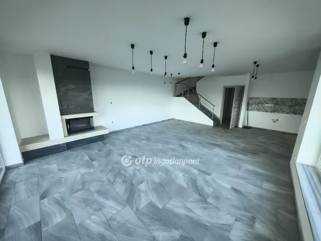 Eladó lakás Siófok 139 nm