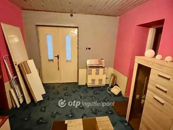 Eladó ház Szűr 68 nm