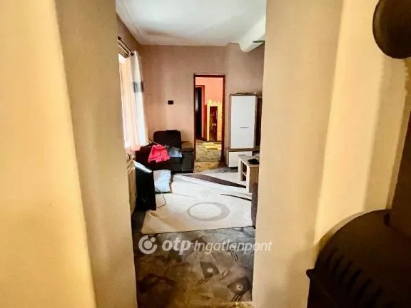 Eladó ház Szűr 68 nm