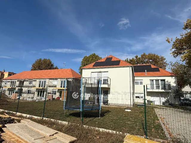 Eladó lakás Siklós 64 nm