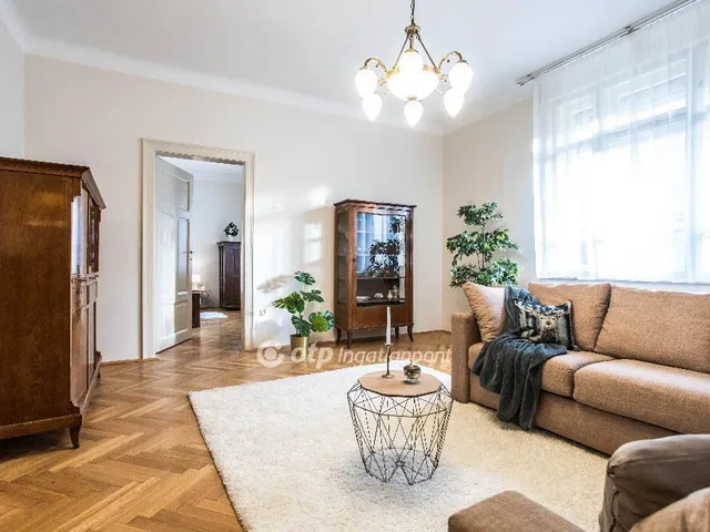 Eladó lakás Pécs 86 nm