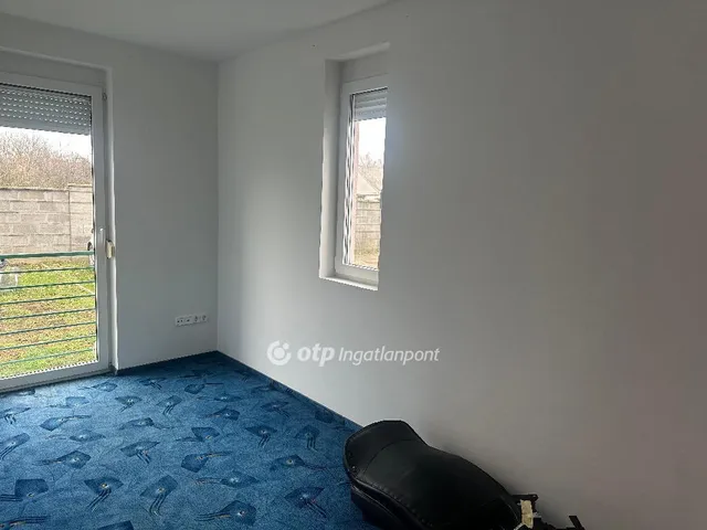 Eladó lakás Szentlőrinc 58 nm