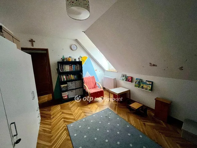 Eladó lakás Pécs 91 nm