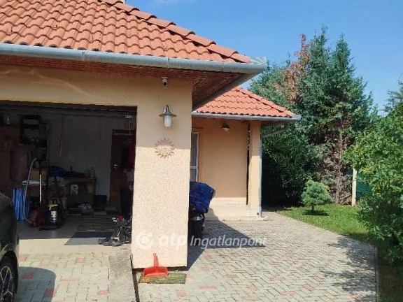 Eladó ház Nagykozár 100 nm