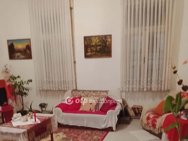 Eladó ház Barcs 176 nm