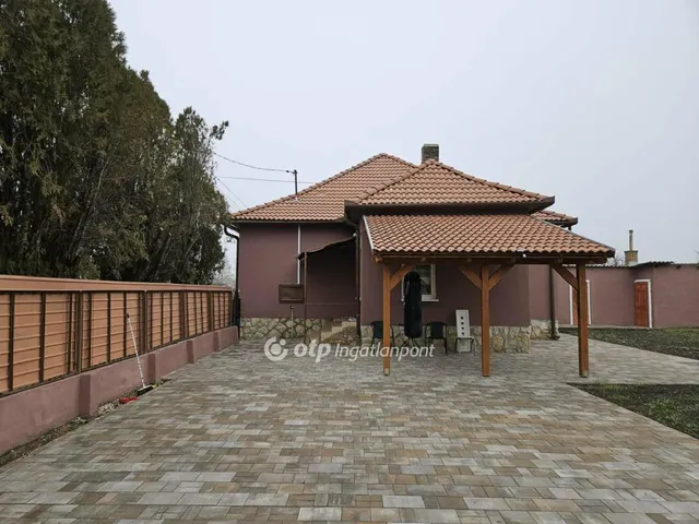 Eladó ház Kölked 100 nm