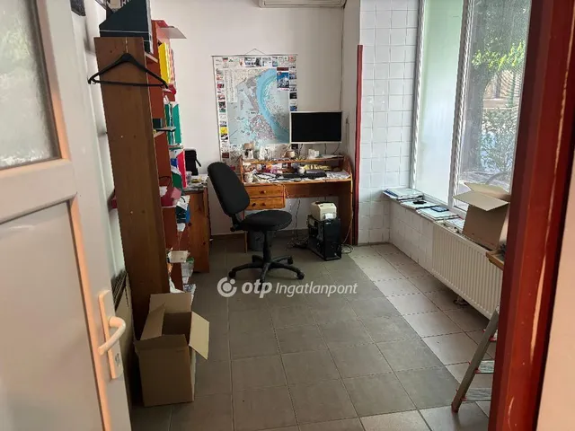 Eladó kereskedelmi és ipari ingatlan Mohács 209 nm