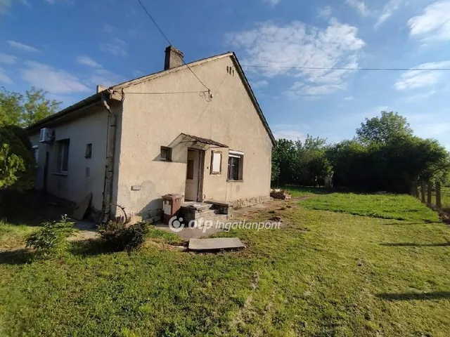 Eladó ház Illocska 75 nm