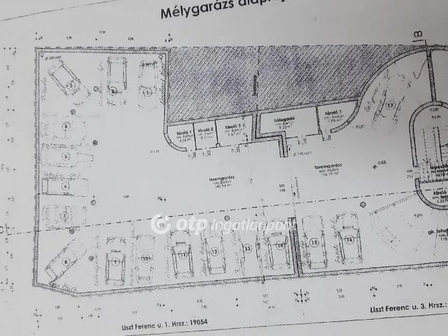 Eladó garázs Pécs 12 nm