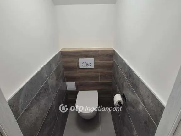 Eladó lakás Pécs 67 nm