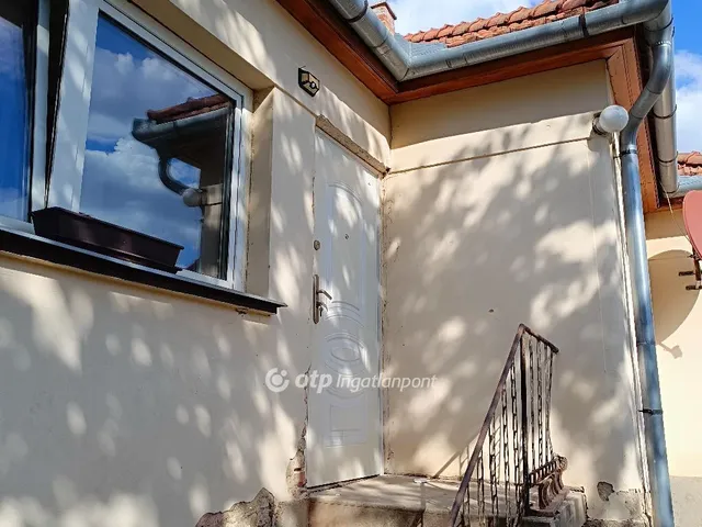 Eladó ház Pécs, Patacs 97 nm