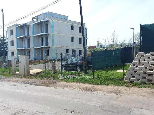 Eladó lakás Pécs, Kertváros 48 nm