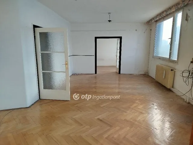 Eladó lakás Pécs 85 nm