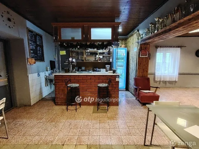 Eladó ház Szőkéd 160 nm