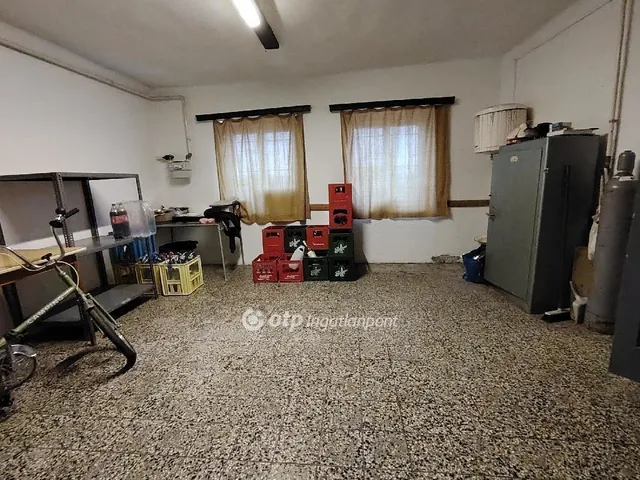 Eladó ház Szőkéd 160 nm
