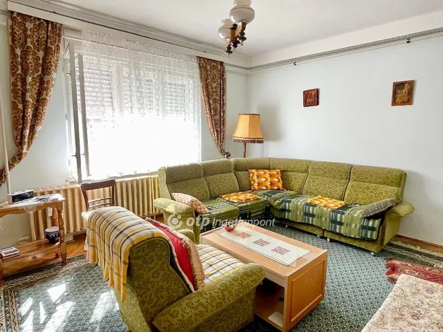 Eladó ház Csikóstőttős 153 nm