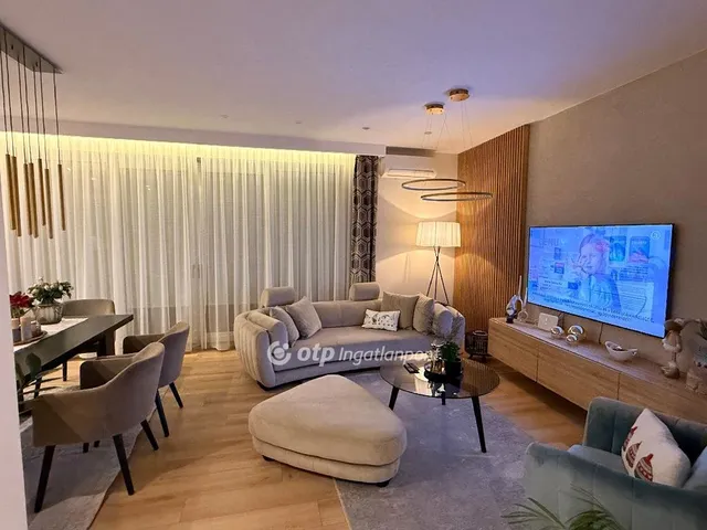 Eladó lakás Pécs 83 nm