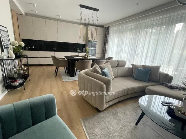 Eladó lakás Pécs 83 nm