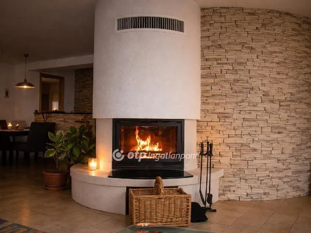 Eladó ház Pécs 363 nm