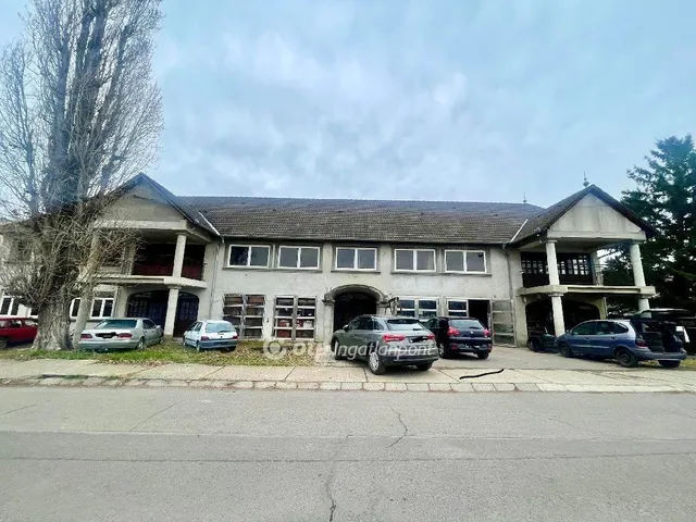 Eladó ház Pécs 1055 nm