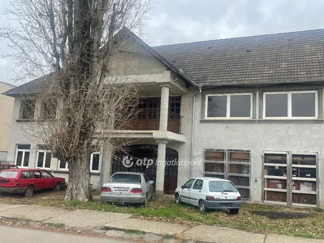 Eladó ház Pécs 1055 nm