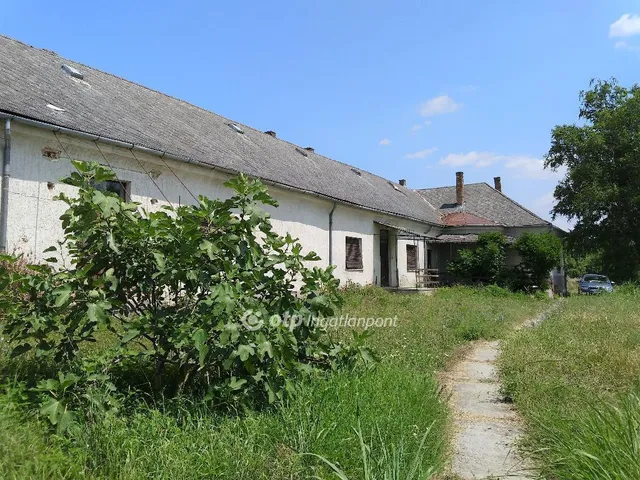 Eladó üdülő és hétvégi ház Szabadi 505 nm