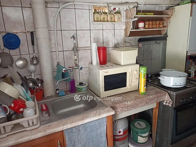 Eladó üdülő és hétvégi ház Komló 43 nm