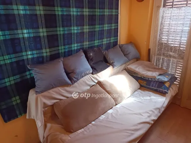 Eladó üdülő és hétvégi ház Komló 43 nm