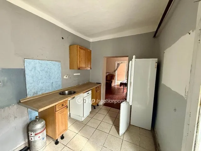 Eladó ház Újpetre 130 nm