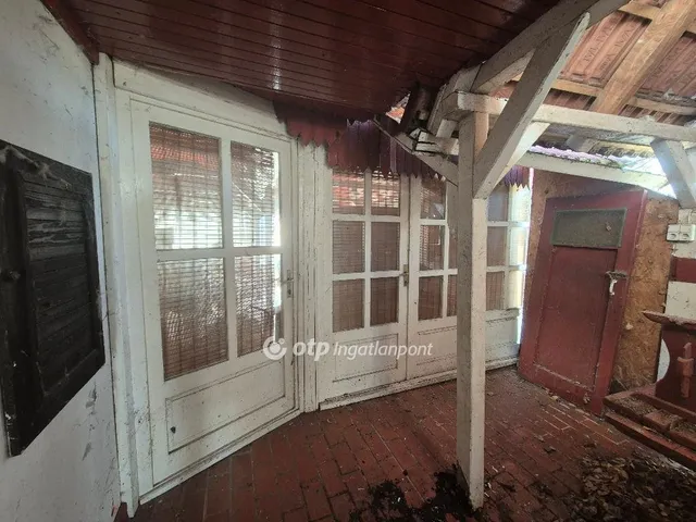 Eladó ház Balatonmáriafürdő 330 nm