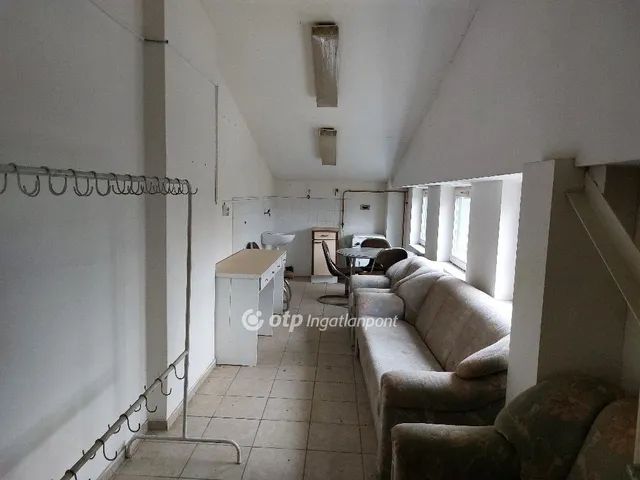 Eladó kereskedelmi és ipari ingatlan Mohács 752 nm