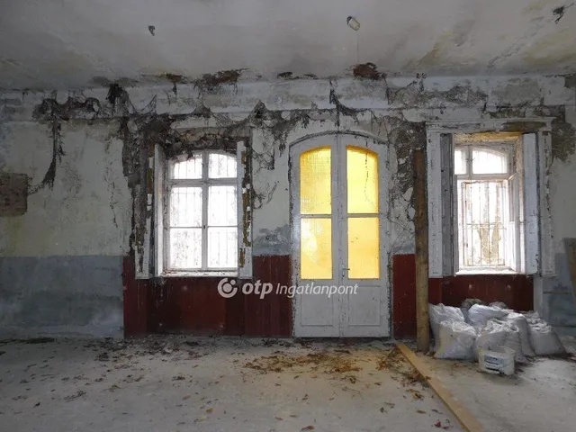 Eladó ház Sásd 1800 nm