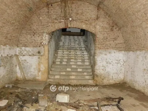 Eladó ház Sásd 1800 nm