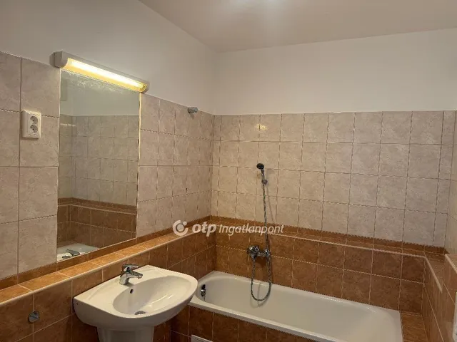 Eladó lakás Pécs 64 nm