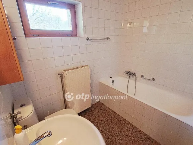 Eladó ház Balatonakarattya 98 nm