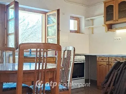 Eladó ház Balatonakarattya 98 nm