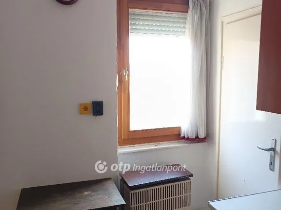 Eladó lakás Pécs 36 nm