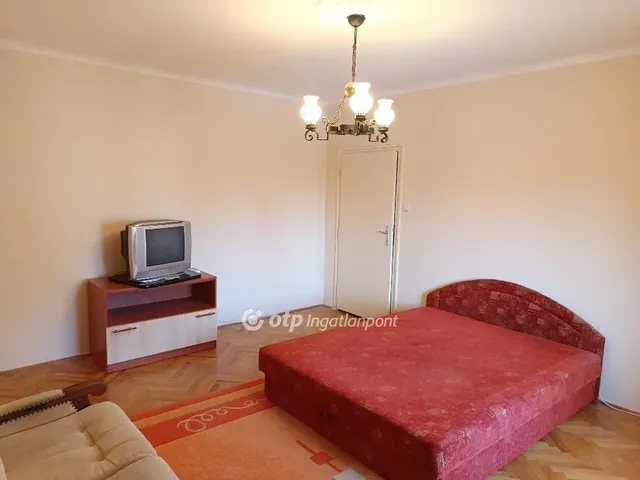 Eladó lakás Pécs, Budai városrész 36 nm