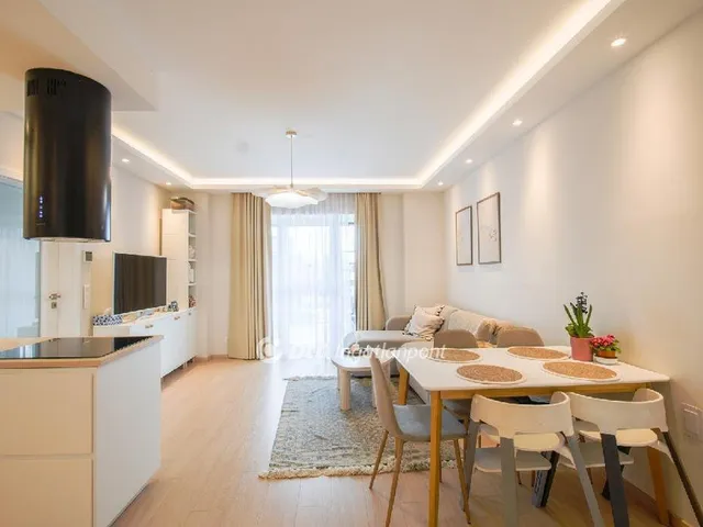 Eladó lakás Balatonkenese 61 nm