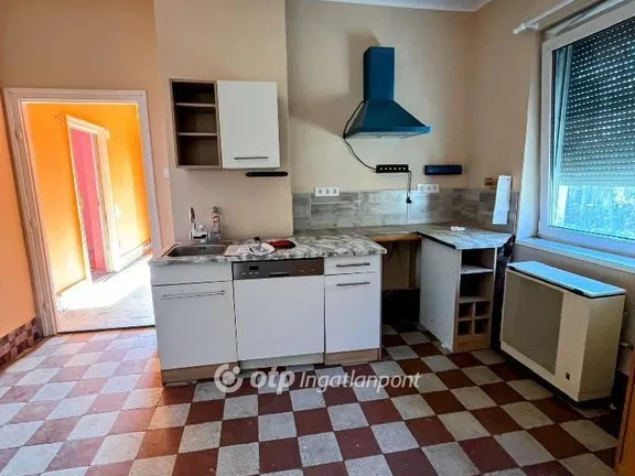 Eladó ház Szászvár 70 nm